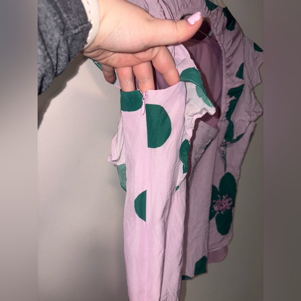 Kate Spade Lilac and Green Floral Short Sleeve Blouse 10 - Picture 6 of 7